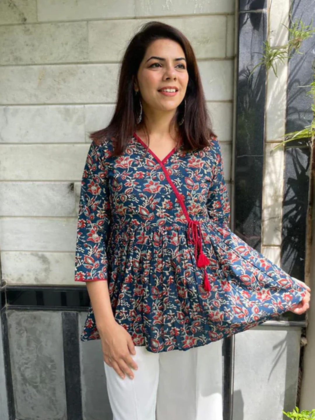 Riya Top | Indigo Floral