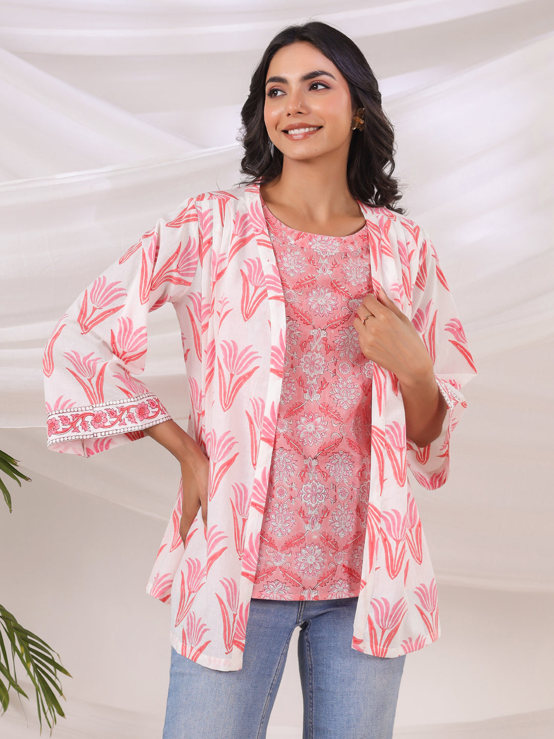 White & Peach Handblock Printed Cotton Inner & Jacket Set