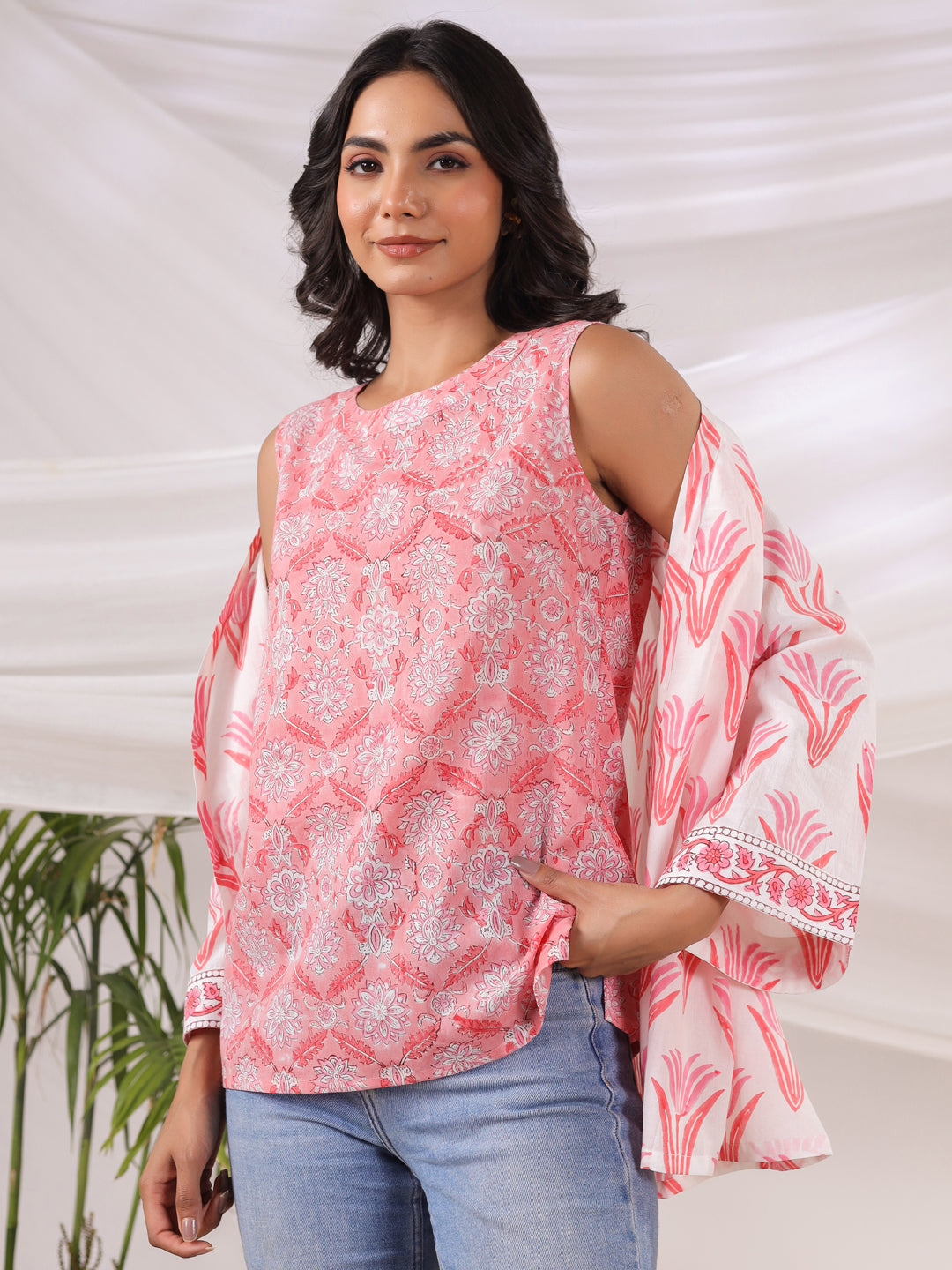 White & Peach Handblock Printed Cotton Inner & Jacket Set