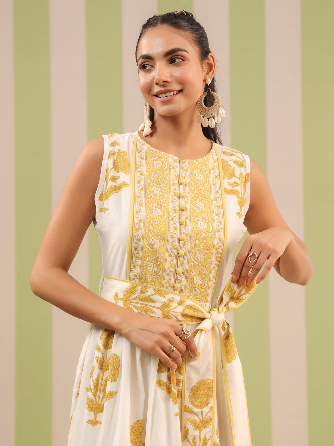 White & Yellow Sleeveless Maxi Dress with Belt and Pockets