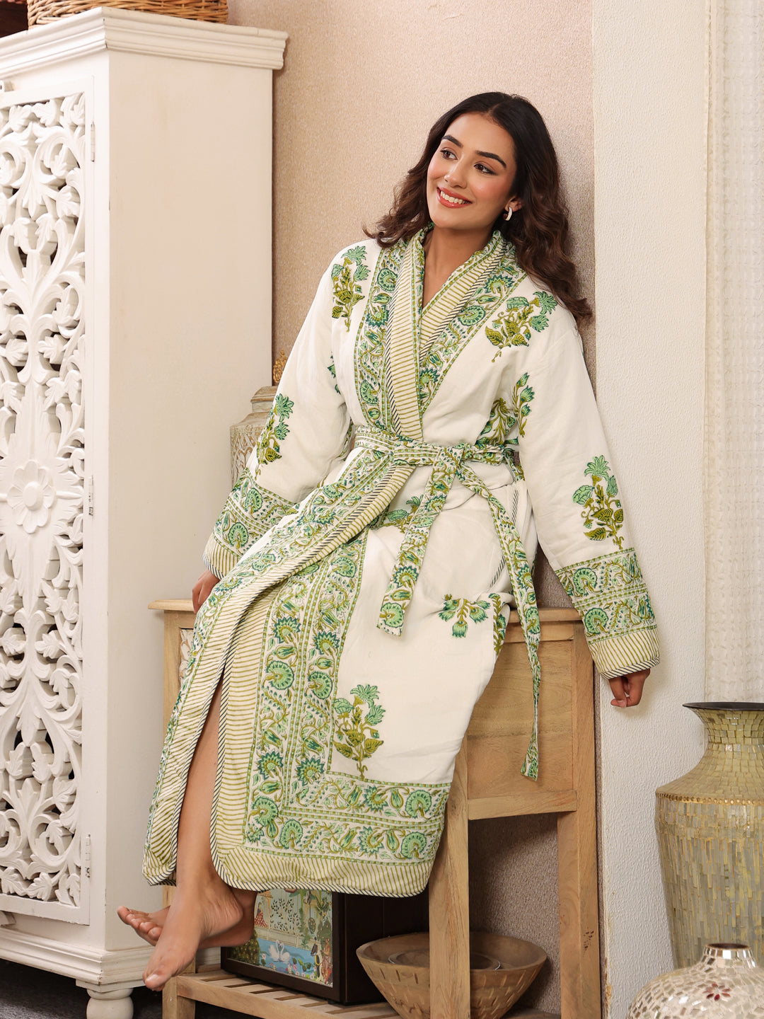 Good Earth Quilted Cotton Robe