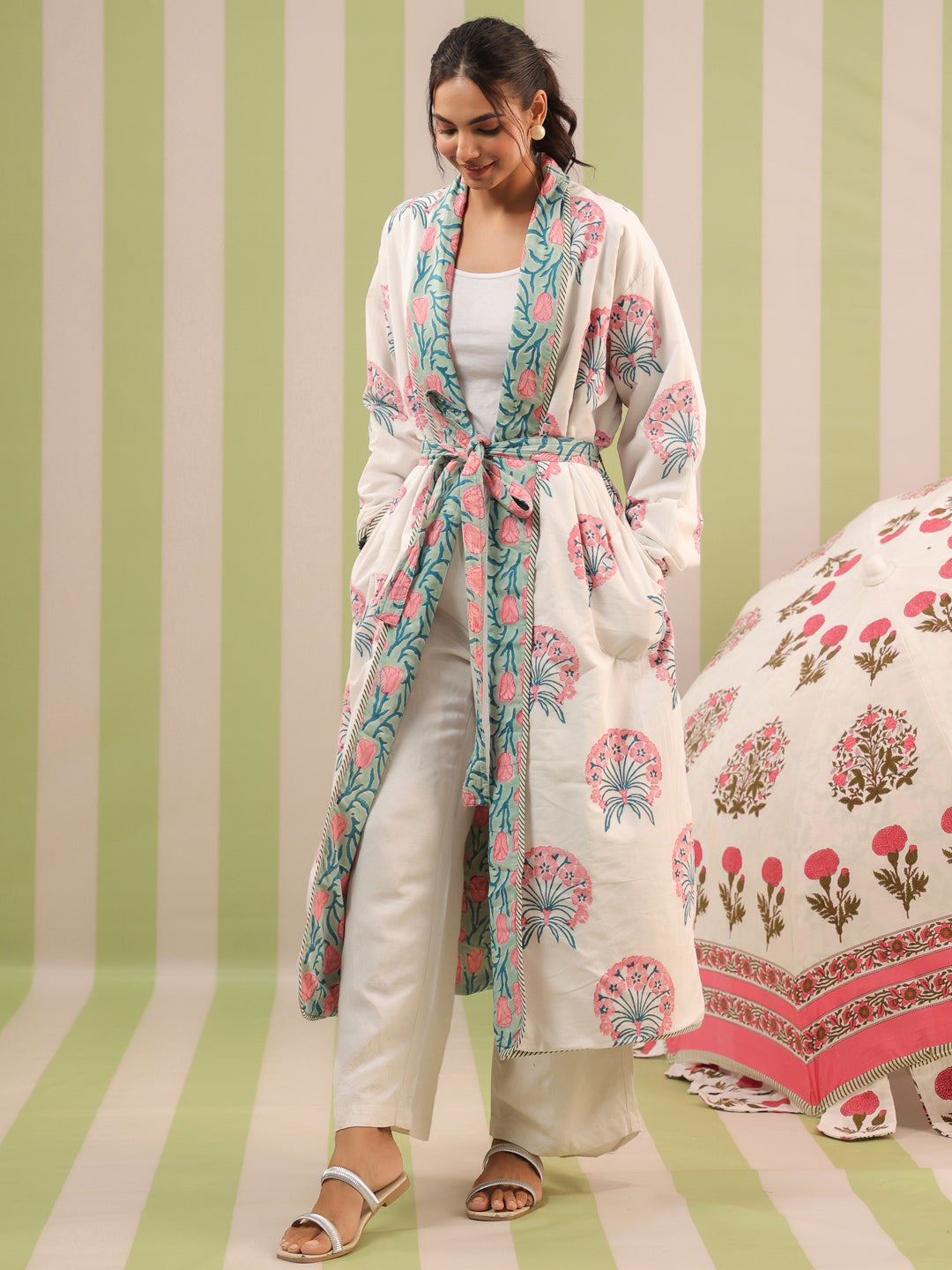 Mor Pank Quilted Reversible Cotton Robe with Pockets