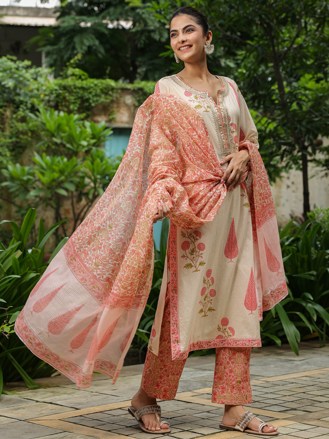Mughal Motif Suit Set with Pants and Kota Doria Dupatta