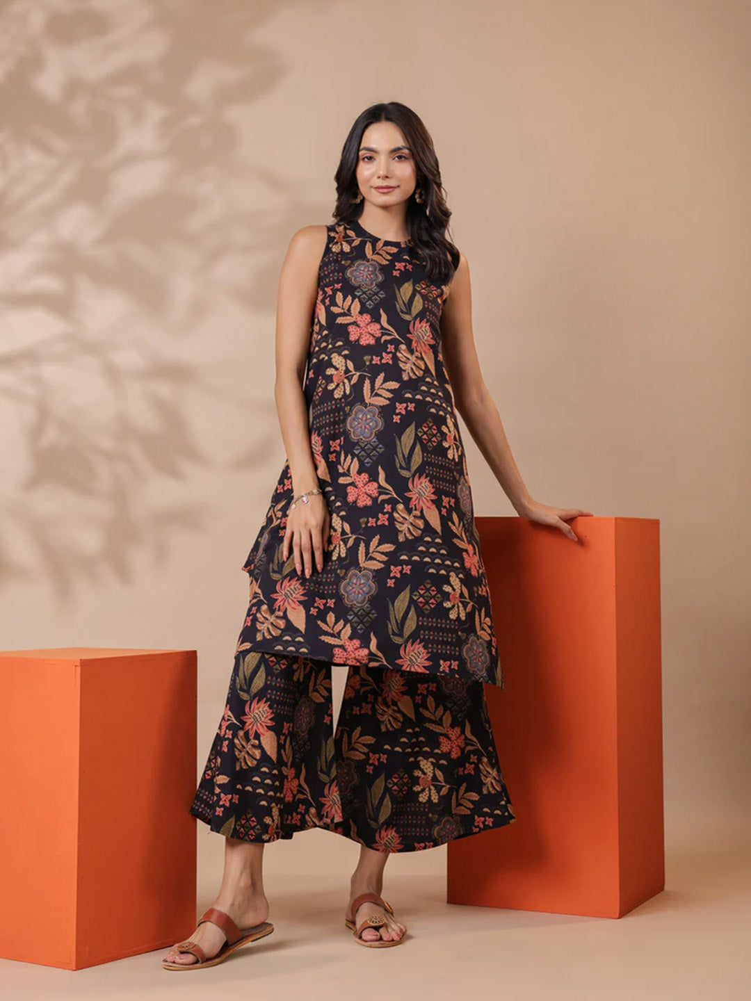 Black Printed Sleeveless Cotton Kurta & Pants Set