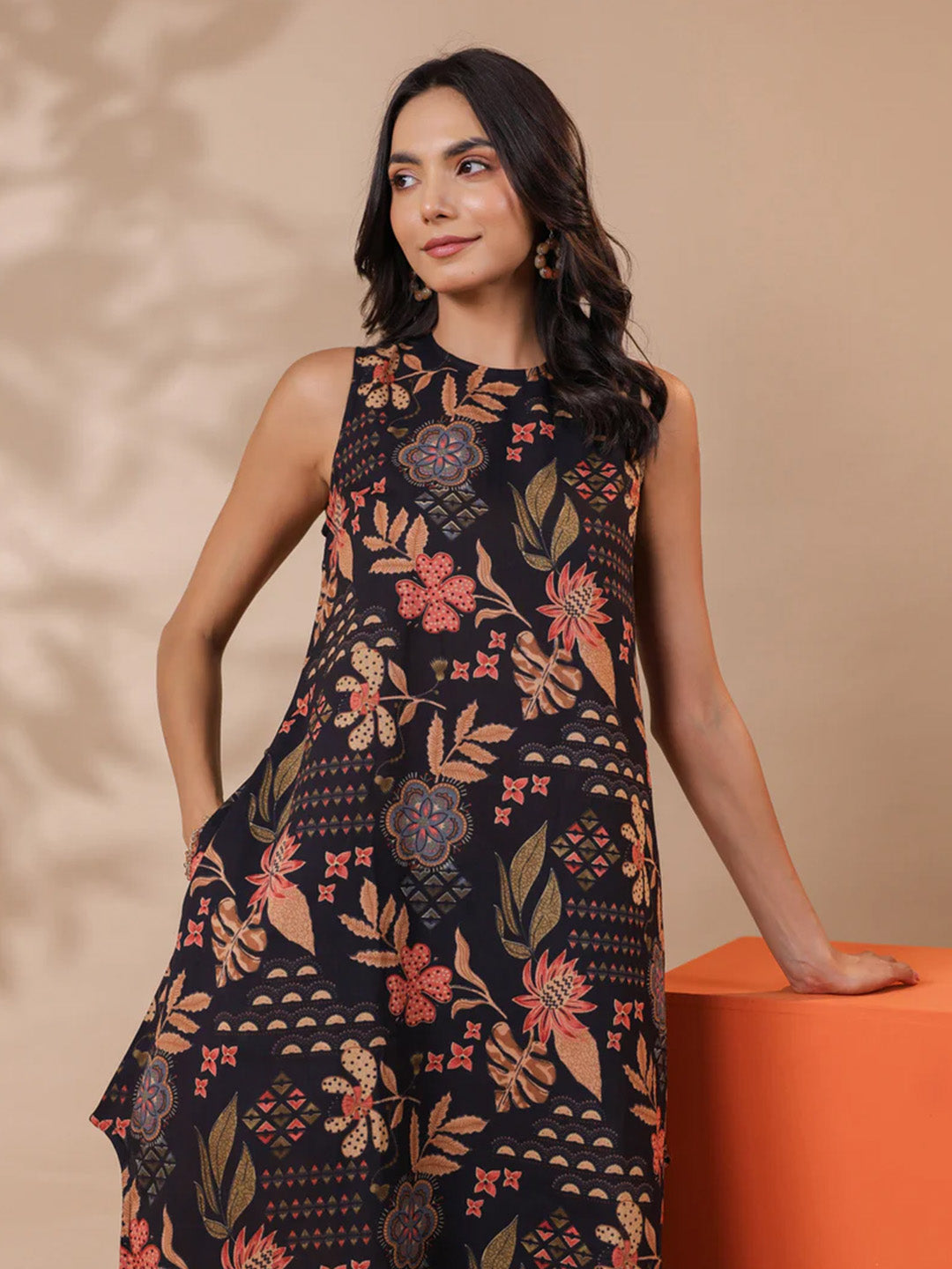 Black Printed Sleeveless Cotton Kurta & Pants Set