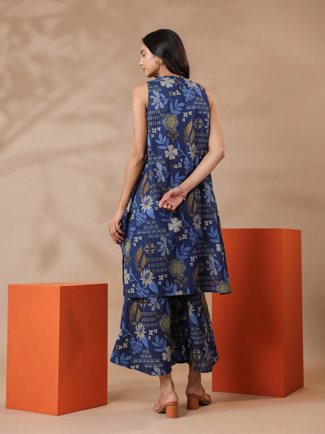 Navy Blue Printed Sleeveless Cotton Kurta & Pants Set