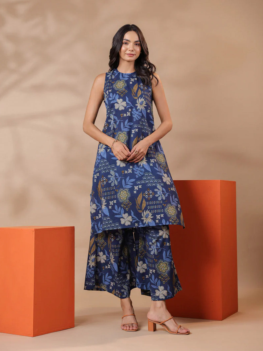 Navy Blue Printed Sleeveless Cotton Kurta & Pants Set