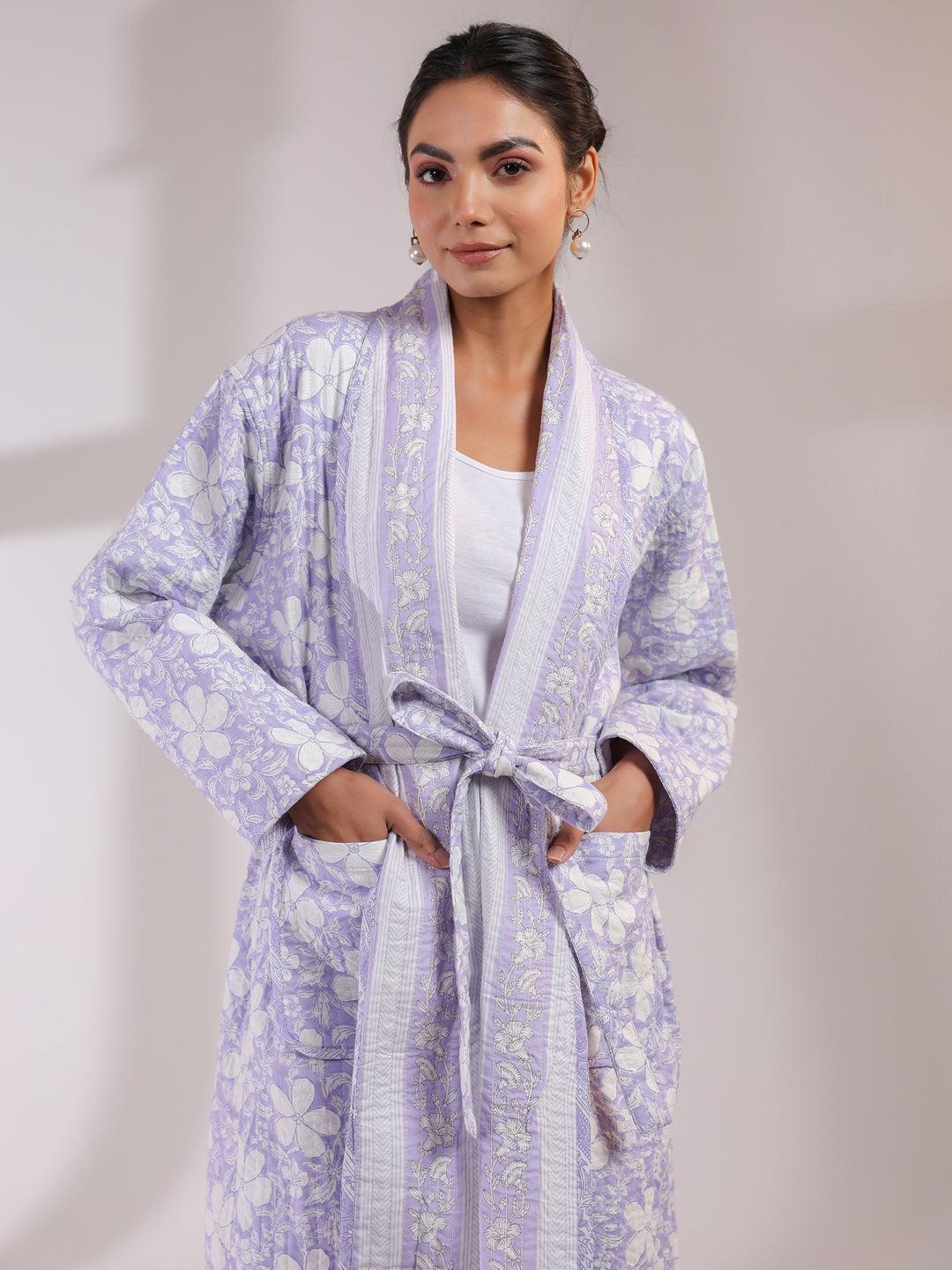 Lavender Boota Printed Light Quilted Reversible Cotton Robe