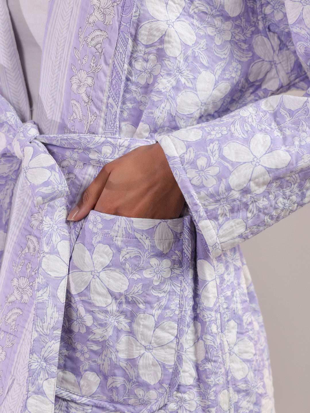 Lavender Boota Printed Light Quilted Reversible Cotton Robe