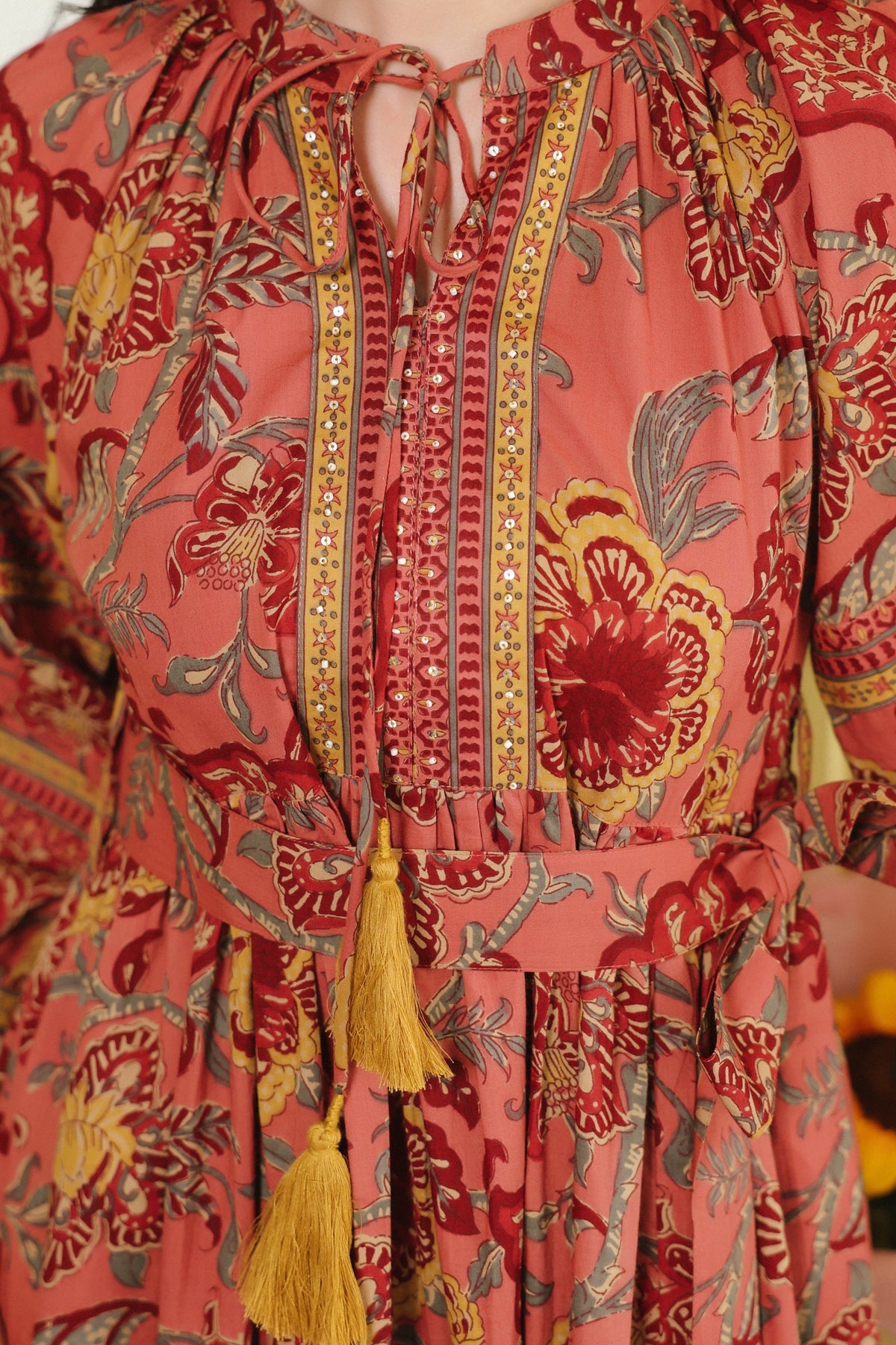 Pink Vintage Floral Tie-Waist Cotton Dress