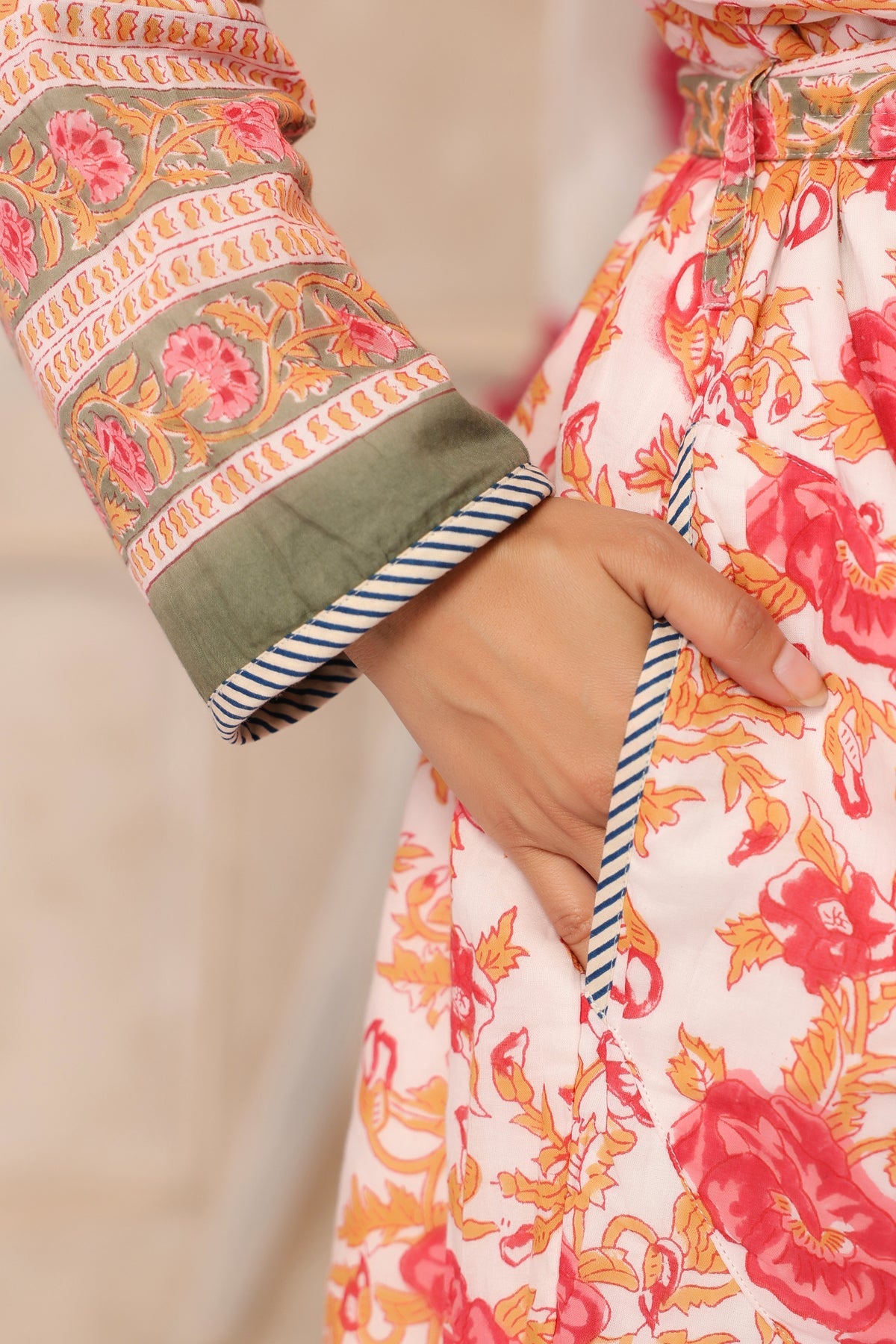 Green Floral Rose Printed Reversible Quilted Robes