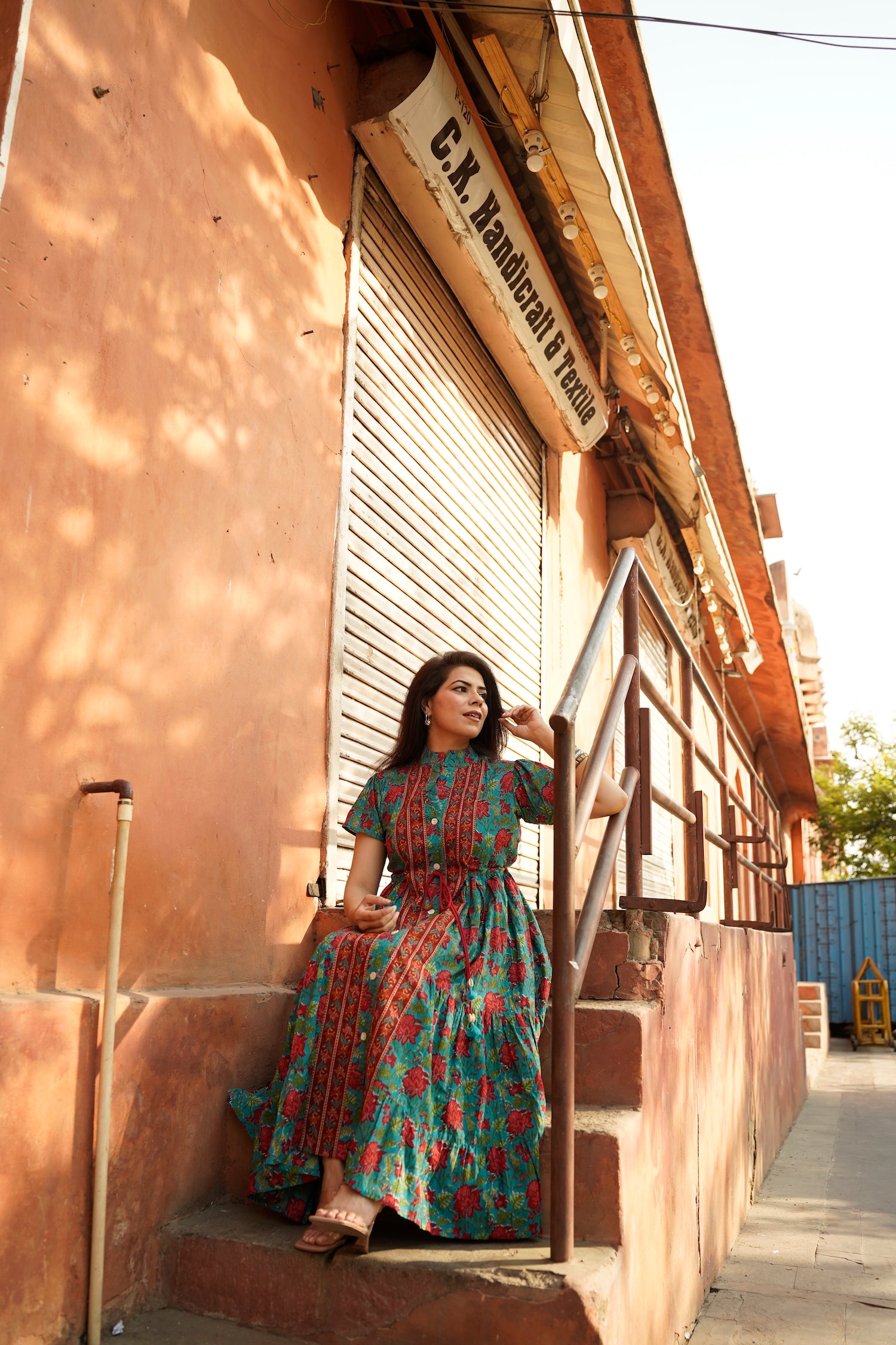 Roshni Dress | Red Roses