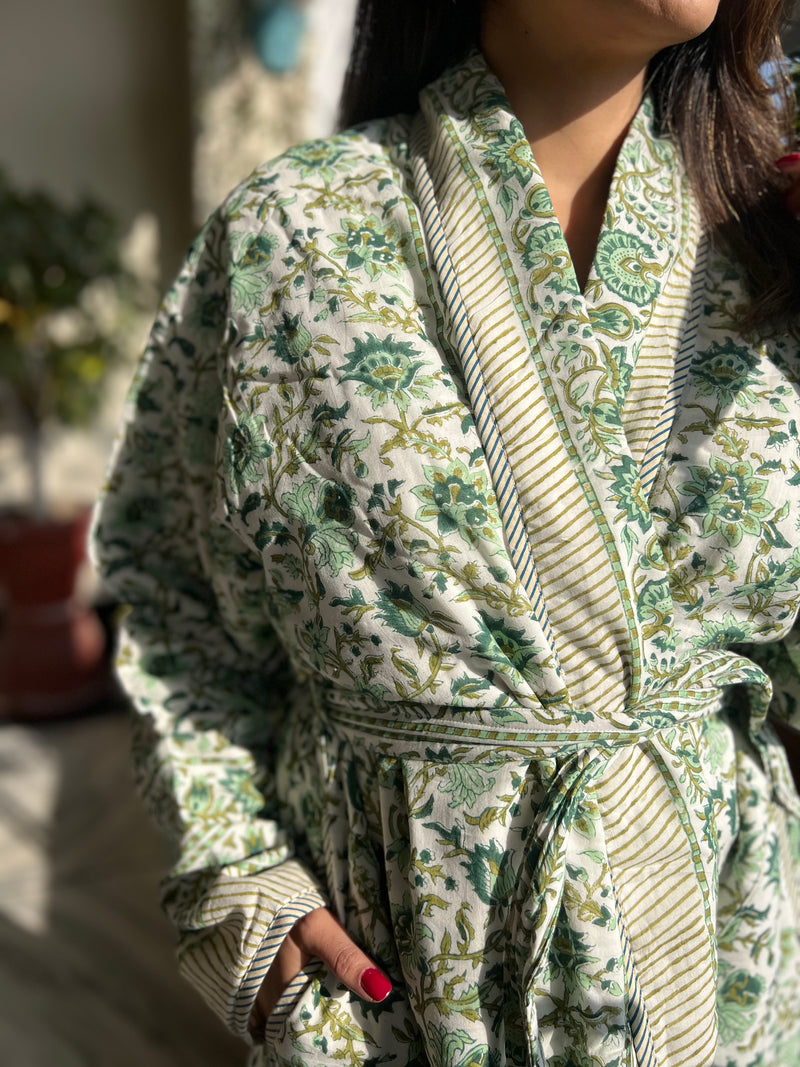 Good Earth Quilted Cotton Robe