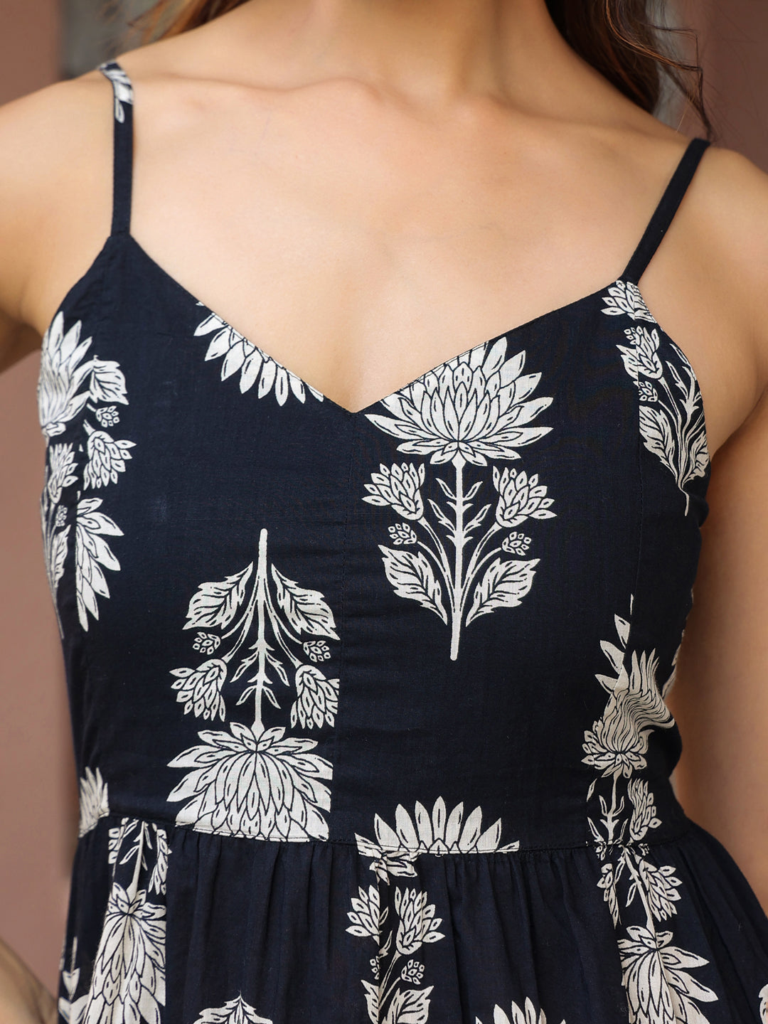 Black Floral Printed Sleeveless Midi Dress