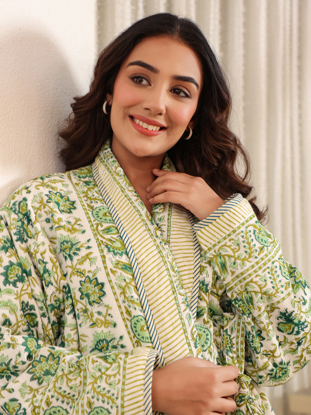 Good Earth Quilted Cotton Robe