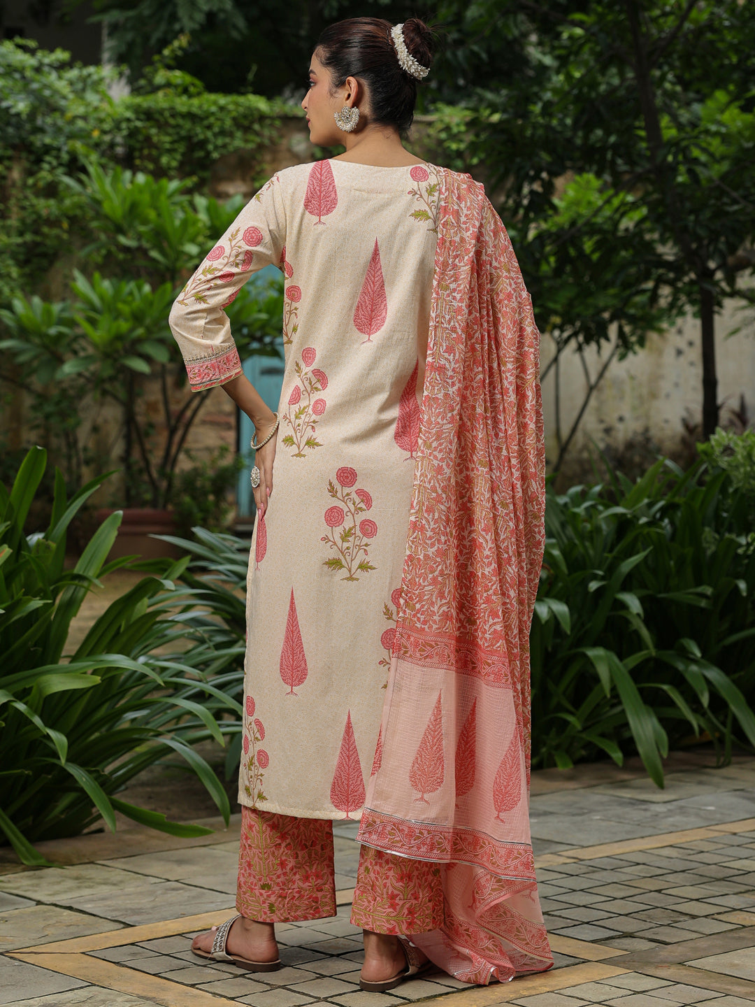 Mughal Motif Suit Set with Pants and Kota Doria Dupatta