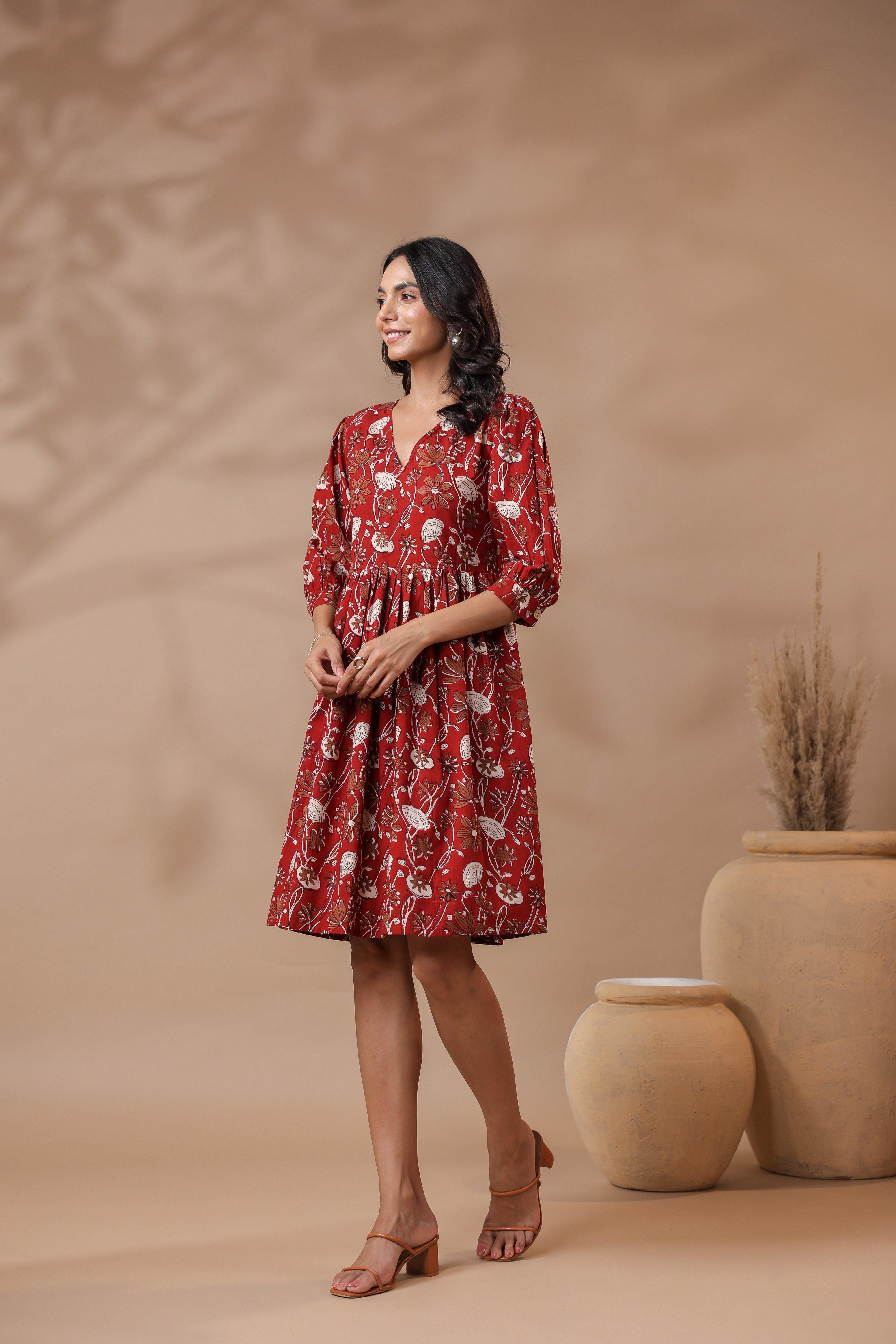 Bagru Printed V-Neck Printed Midi Dress