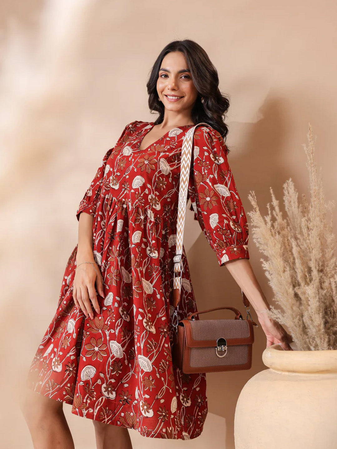 Bagru Printed V-Neck Printed Midi Dress