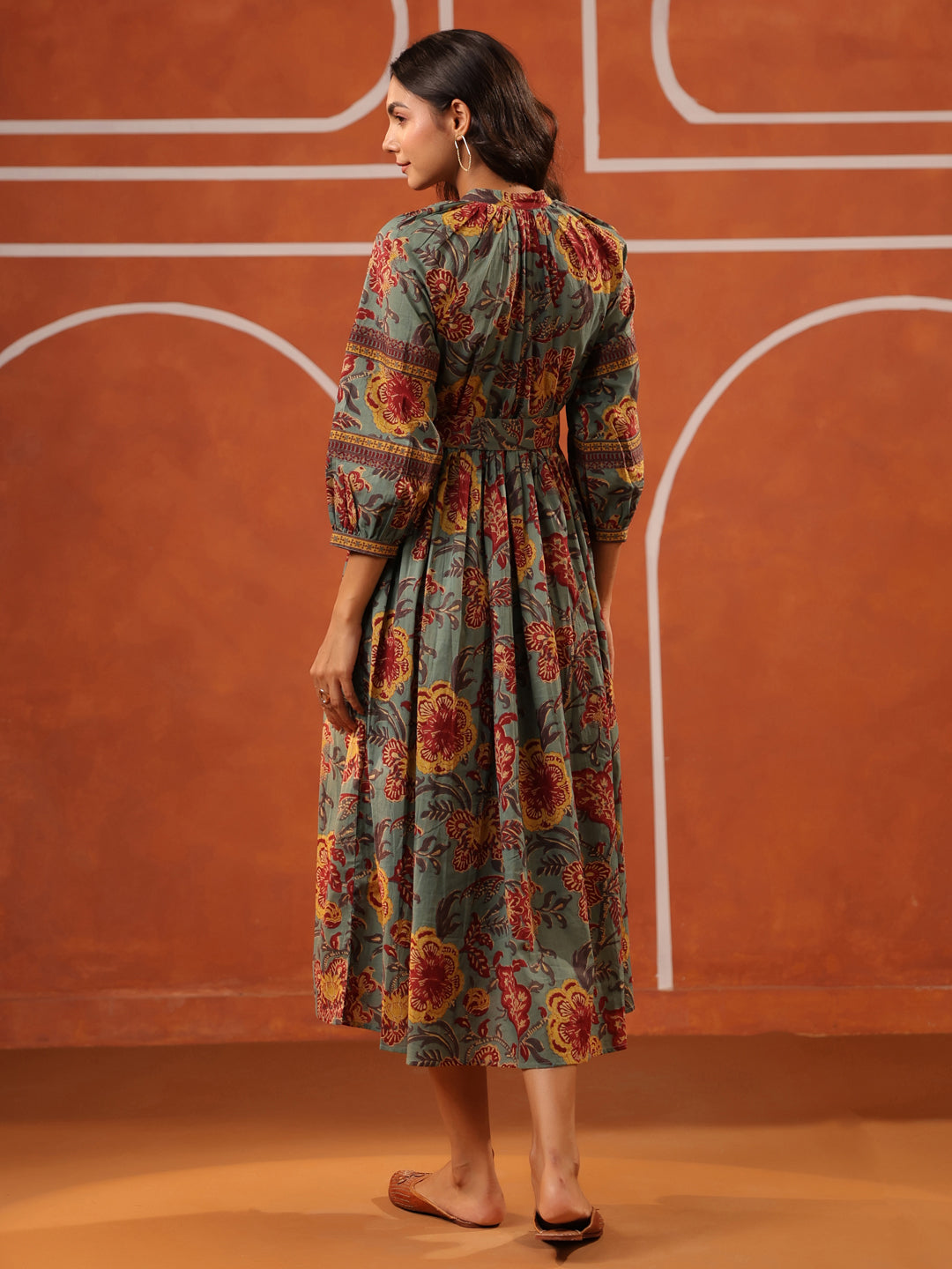 Vintage Floral Tie-Waist Cotton Dress