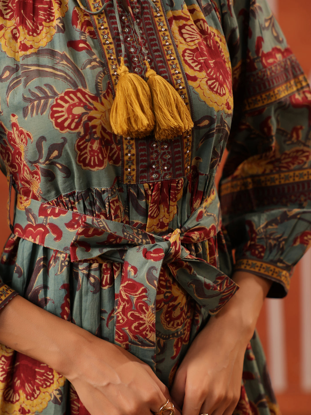 Vintage Floral Tie-Waist Cotton Dress