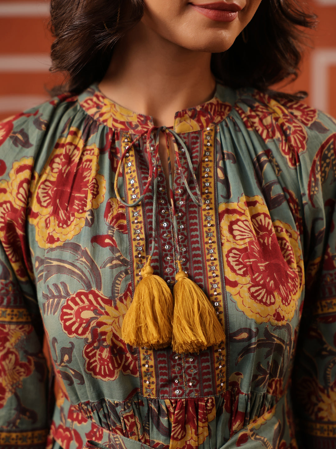 Vintage Floral Tie-Waist Cotton Dress