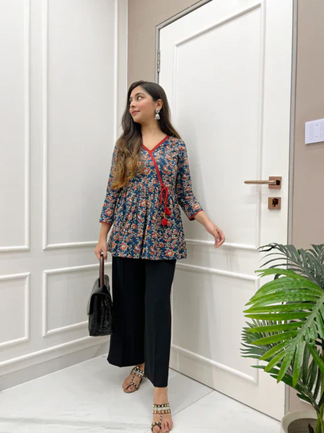 Riya Top | Indigo Floral