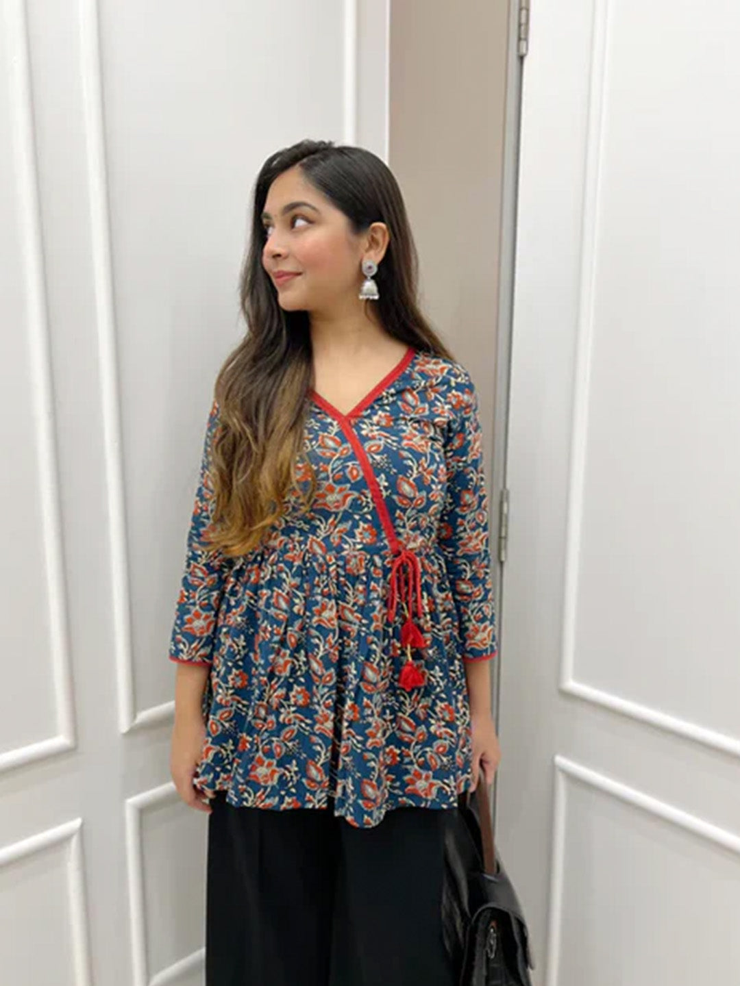 Riya Top | Indigo Floral